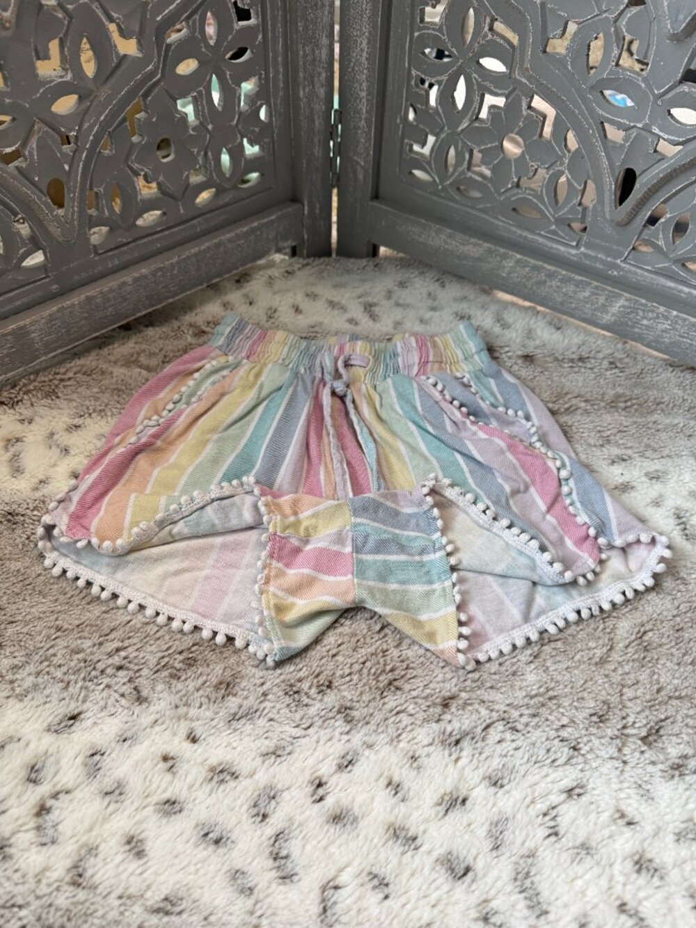 Rumi + Ryder rainbow stripes shorts girls small pastel girlhoodcore summer - Picture 4 of 8
